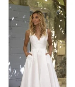 Solid Color Deep-V Neck Sleeveless Open Back Swing Dress Wholesale Dresses SDN538374 -DivaLook Shop 7b7a43fb 0aee 4756 b4b0 d1c703cb758d f0c58897d278365eb2bf2be65953ddd8