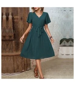 Commuting Short-Sleeved Solid Color Pleated V-Neck Dress Wholesale Dresses N461623030900084