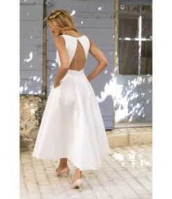 Solid Color Deep-V Neck Sleeveless Open Back Swing Dress Wholesale Dresses SDN538374 -DivaLook Shop e43210f3 ea0c 4269 b411 bbf23fdf120e 46ba540d103b528f377233e6340db96c